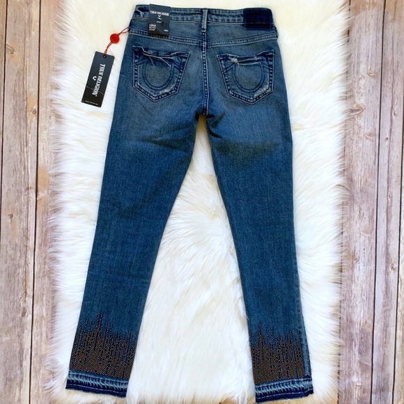 True Religion Cora Mid Rise Straight Crop Jeans - Picture 4 of 8